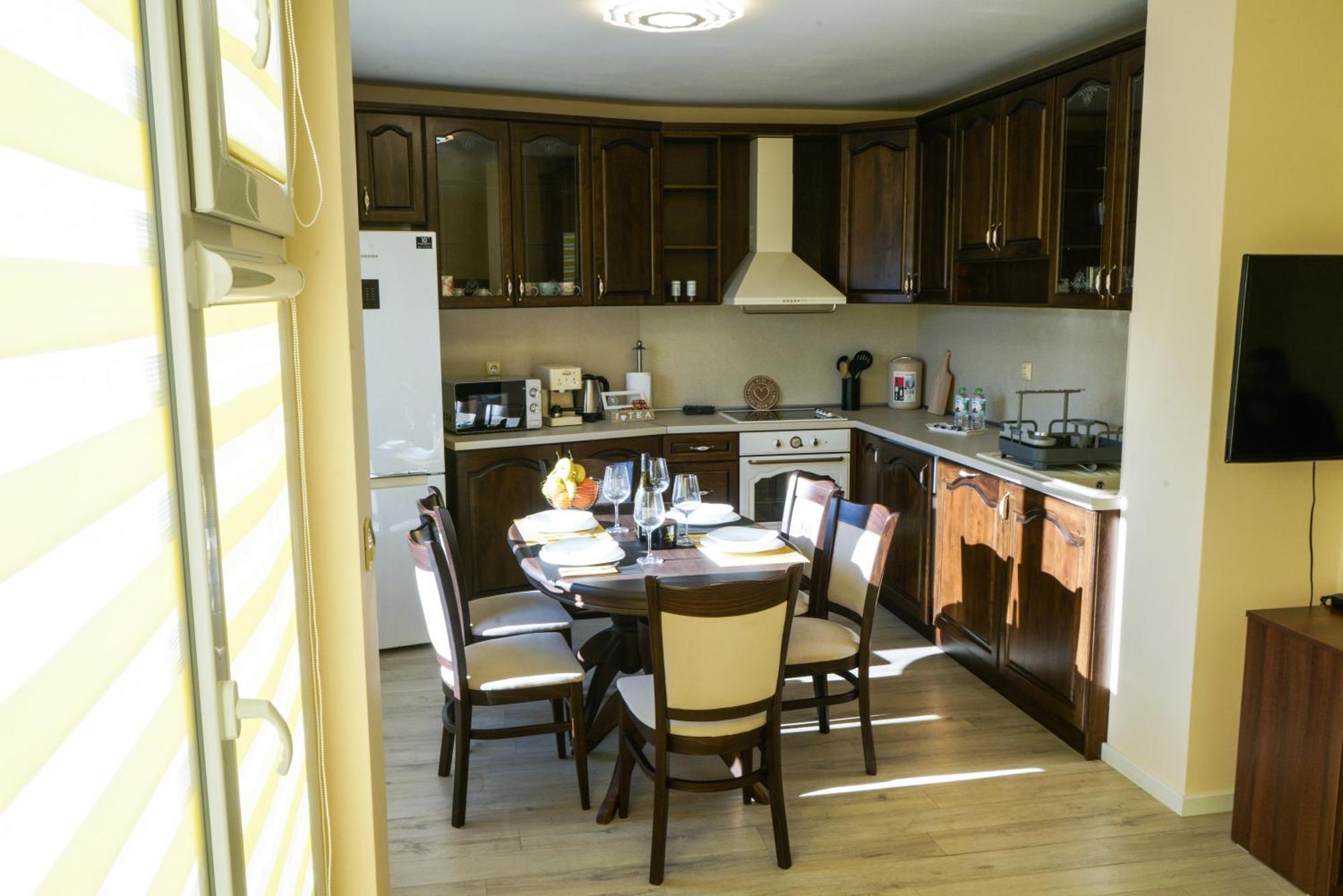 Grand Bogoridi - Center Near To Sea And Sea Garden Apartment Burgas City