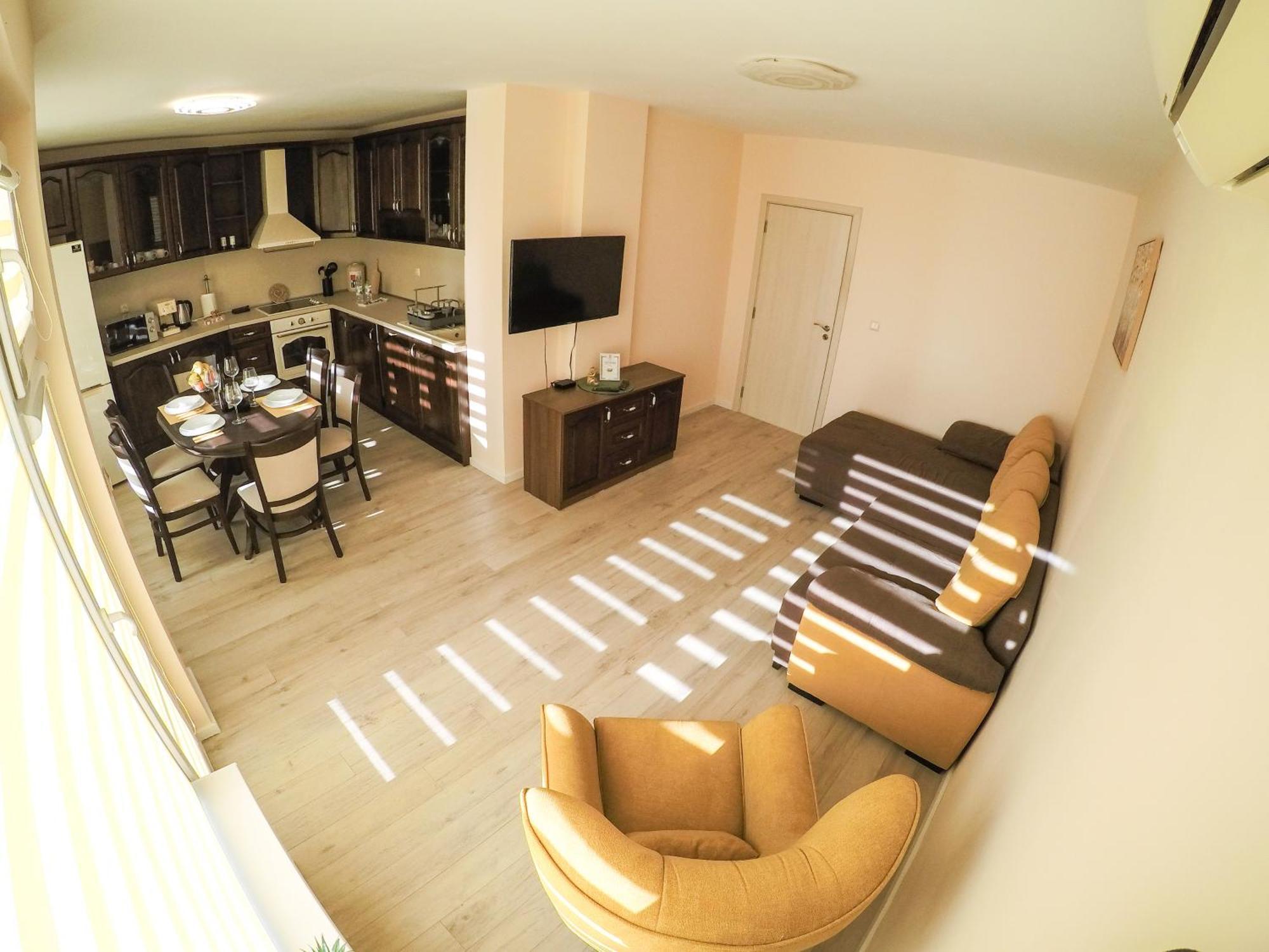 Apartment Grand Bogoridi - Center Near To Sea And Sea Garden