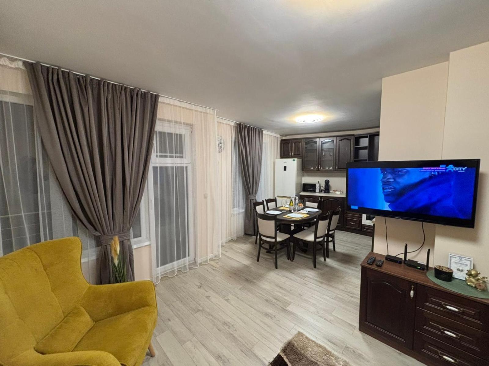 Grand Bogoridi - Center Near To Sea And Sea Garden Apartment Burgas City
