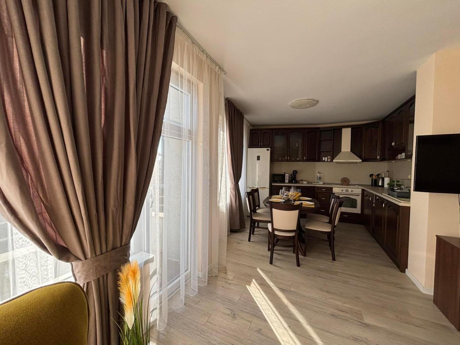 Grand Bogoridi - Center Near To Sea And Sea Garden Apartment *