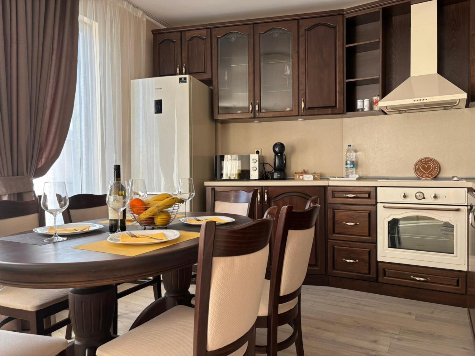 Grand Bogoridi - Center Near To Sea And Sea Garden Burgas City